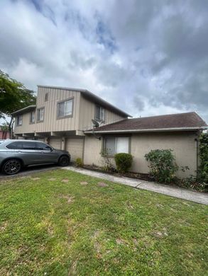 Residential complexes in Lauderhill, Broward County