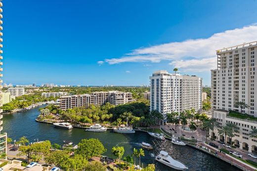 Residential complexes in Fort Lauderdale, Broward County
