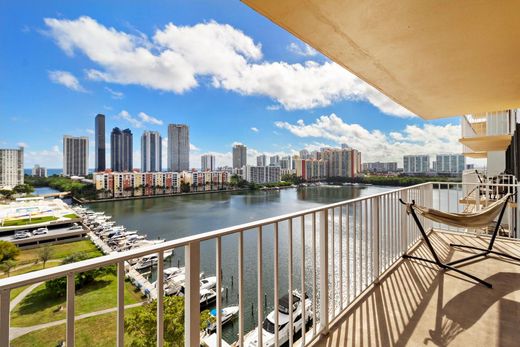 Appartementencomplex in Sunny Isles Beach, Miami-Dade County