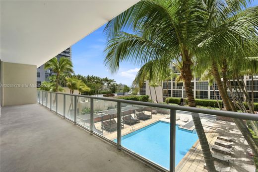 Residential complexes in Miami, Miami-Dade
