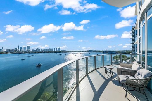 Wohnkomplexe in North Miami Beach, Miami-Dade County