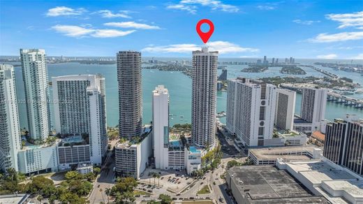Complexes résidentiels à Miami, Comté de Miami-Dade