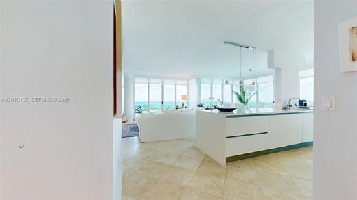 Complexes résidentiels à Miami Beach, Comté de Miami-Dade