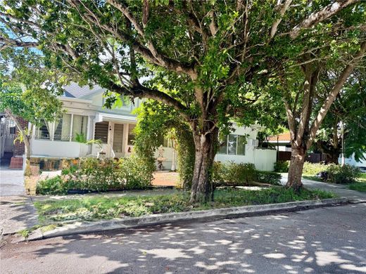 Βίλα σε Μαϊάμι, Miami-Dade County