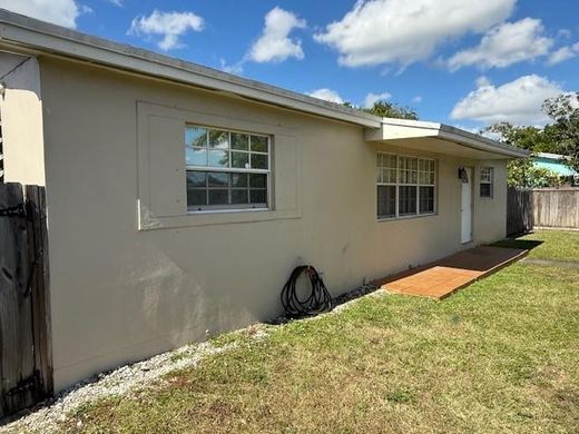 Villa - Hollywood, Broward County
