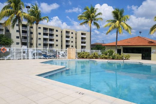 Complesso residenziale a Miami, Miami-Dade County