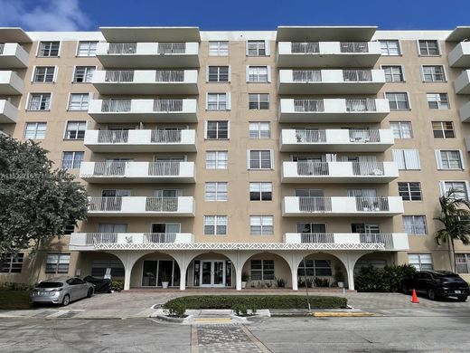 Appartementencomplex in North Bay Village, Miami-Dade County