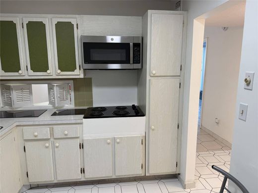 Жилой комплекс, Hallandale Beach, Broward County