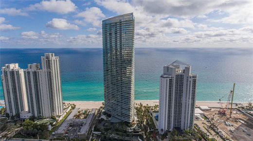 Residential complexes in Sunny Isles Beach, Miami-Dade