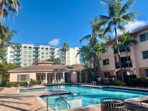 Residential complexes in Fort Lauderdale, Broward County