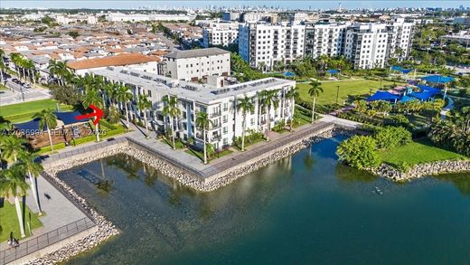 Complesso residenziale a Doral, Miami-Dade County