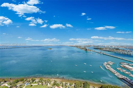 Kamienica w Miami, Miami-Dade County