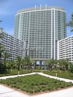 Complesso residenziale a Miami Beach, Miami-Dade County