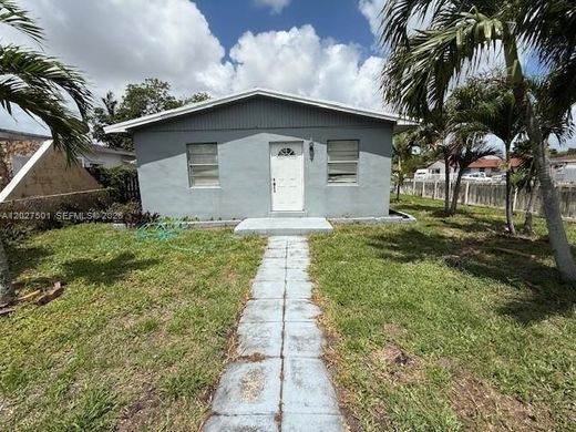 Villa in West Park, Broward County