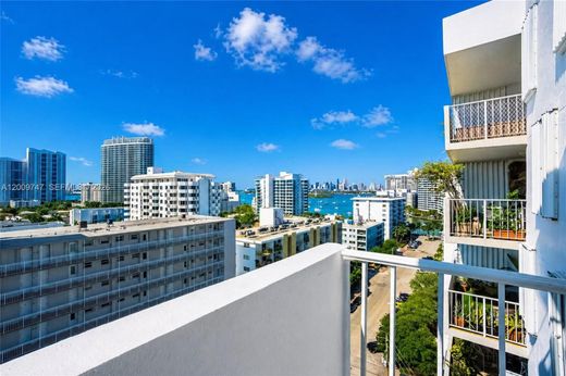 Complexes résidentiels à Miami Beach, Comté de Miami-Dade