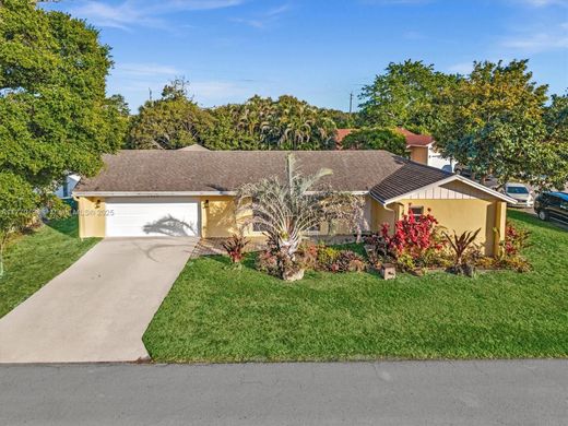 Villa in Tamarac, Broward County