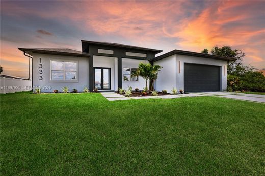 Villa in Cape Coral, Lee County