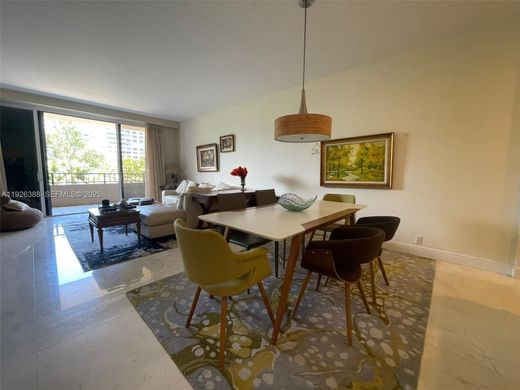 Complexos residenciais - Key Biscayne, Miami-Dade County