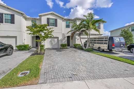 Αστικό ακίνητο σε Lake Worth, Palm Beach County