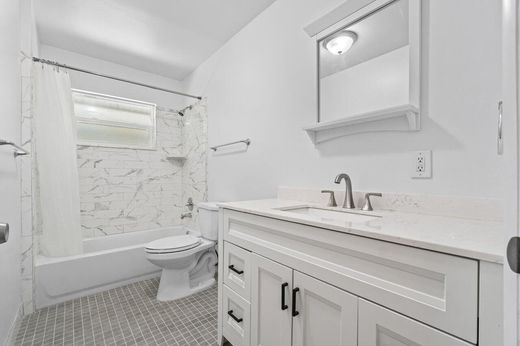 Residential complexes in North Palm Beach, Palm Beach