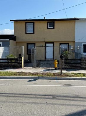 Villa in Miami Gardens, Miami-Dade County