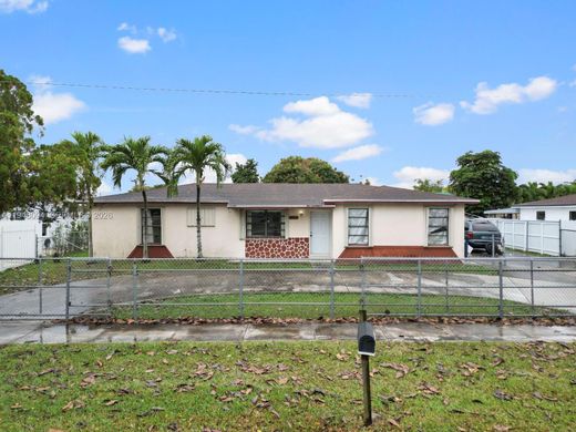 Willa w Homestead, Miami-Dade County