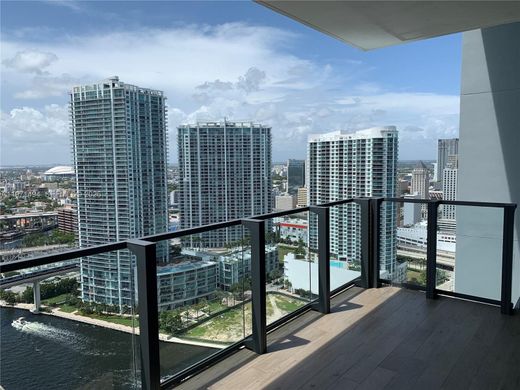 Residential complexes in Miami, Miami-Dade