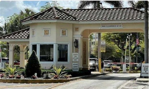 公寓楼  Pembroke Pines, Broward County