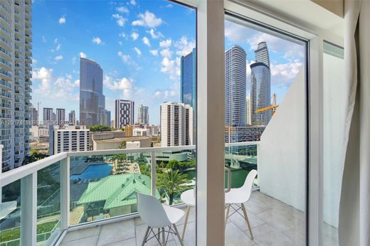 Complesso residenziale a Miami, Miami-Dade County