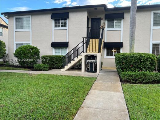 Complexos residenciais - Deerfield Beach, Broward County
