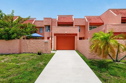 Townhouse in Lauderhill, Broward County