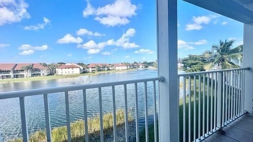 Residential complexes in Palm Beach Gardens, Palm Beach