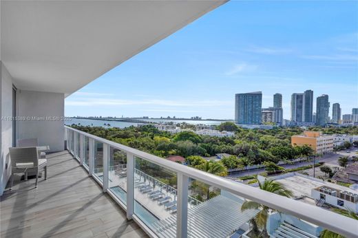 Complesso residenziale a Miami, Miami-Dade County