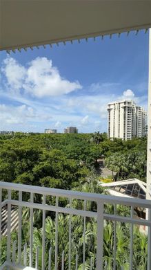 Residential complexes in Miami, Miami-Dade
