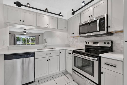 Townhouse - Jupiter, Palm Beach County
