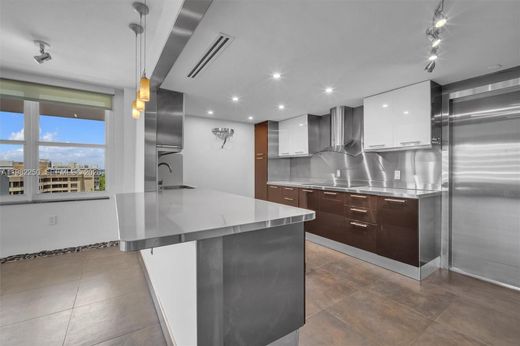 Edificio en Key Biscayne, Miami-Dade County