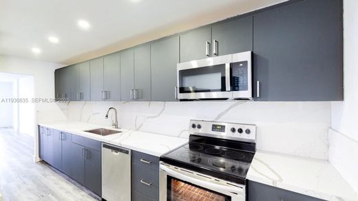 콘도미니엄 / North Miami Beach, Miami-Dade County