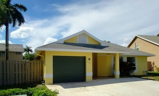 Villa in Sunrise, Broward County