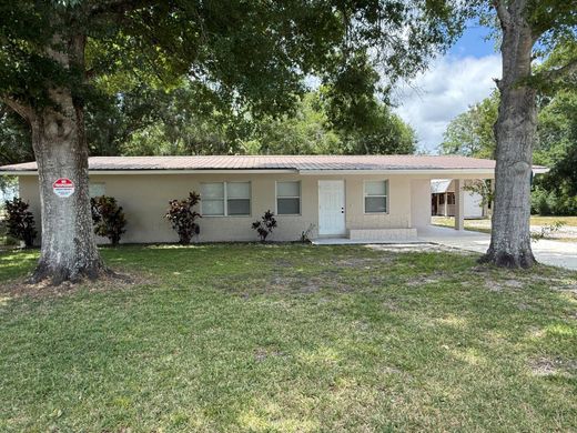 Villa in Okeechobee, Okeechobee County