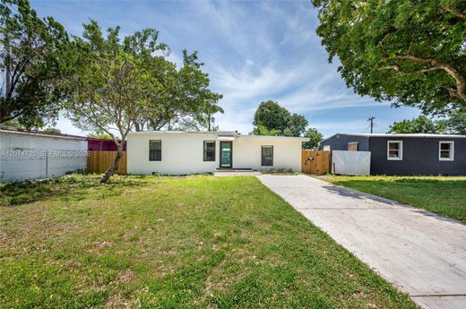 Villa Hollywood, Broward County