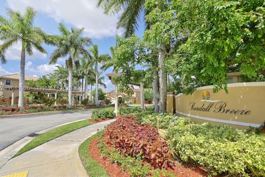 Dom miejski w Miami, Miami-Dade County