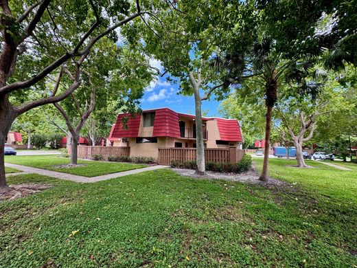 Αστικό ακίνητο σε Boca Raton, Palm Beach County