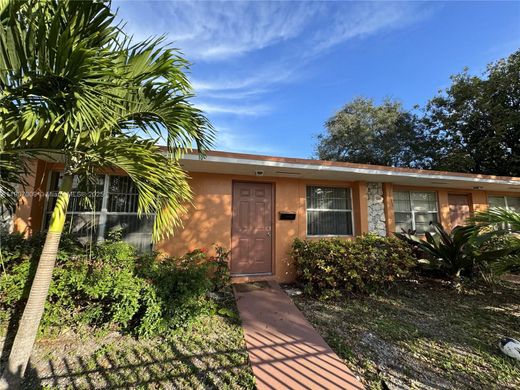 Κτίριο σε North Miami, Miami-Dade County