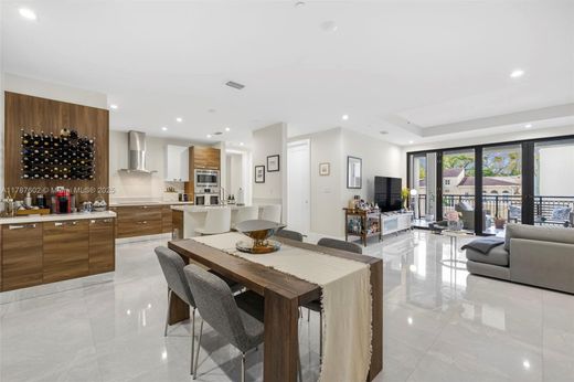 콘도미니엄 / Coral Gables, Miami-Dade County