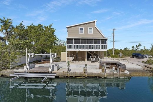 Villa in Sugarloaf Shores, Monroe County