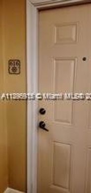 Complesso residenziale a Miami, Miami-Dade County