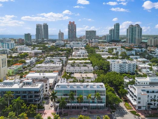 Жилой комплекс, Майами-Бич, Miami-Dade County