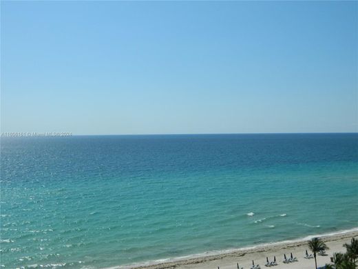 Жилой комплекс, Sunny Isles Beach, Miami-Dade County