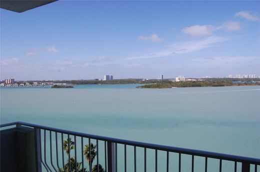 公寓楼  Bay Harbor Islands, Miami-Dade County