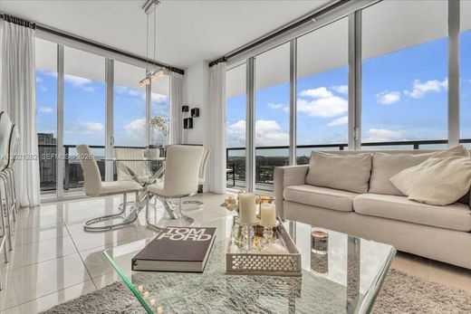 Жилой комплекс, Майами, Miami-Dade County